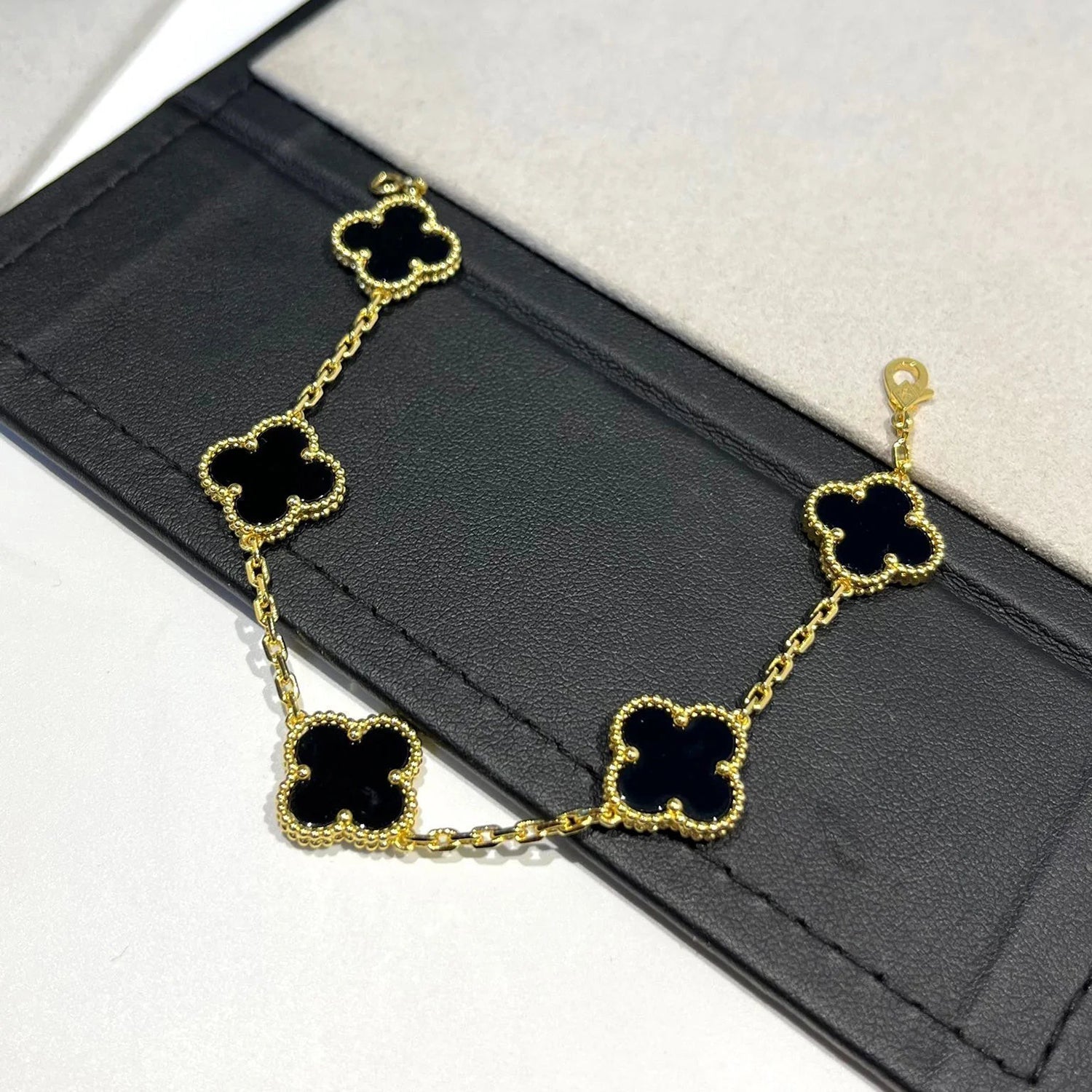 [Dream]New CLOVER 5 MOTIF ONYXS BRACELET COLLECTION
