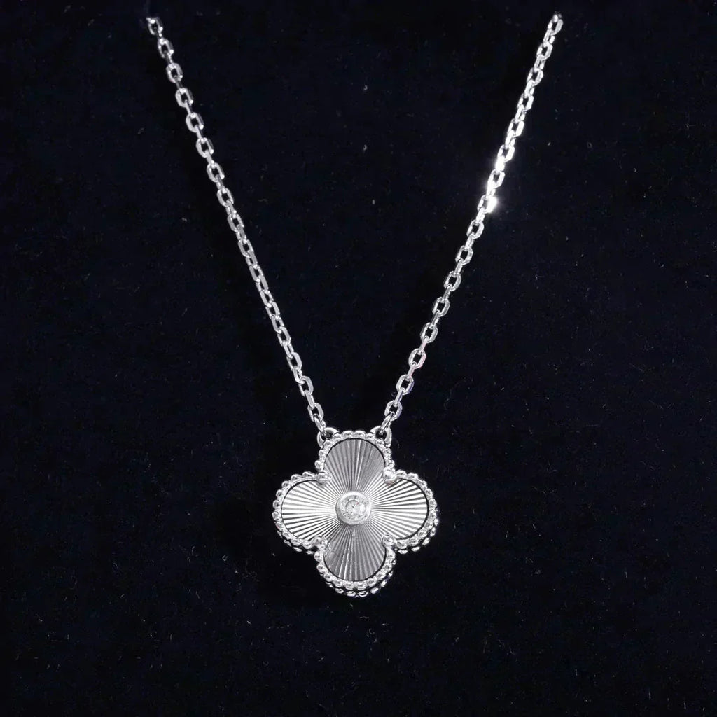 „Dream“CLOVER 15MM DIAMANT LASER HALSKETTE SILBER