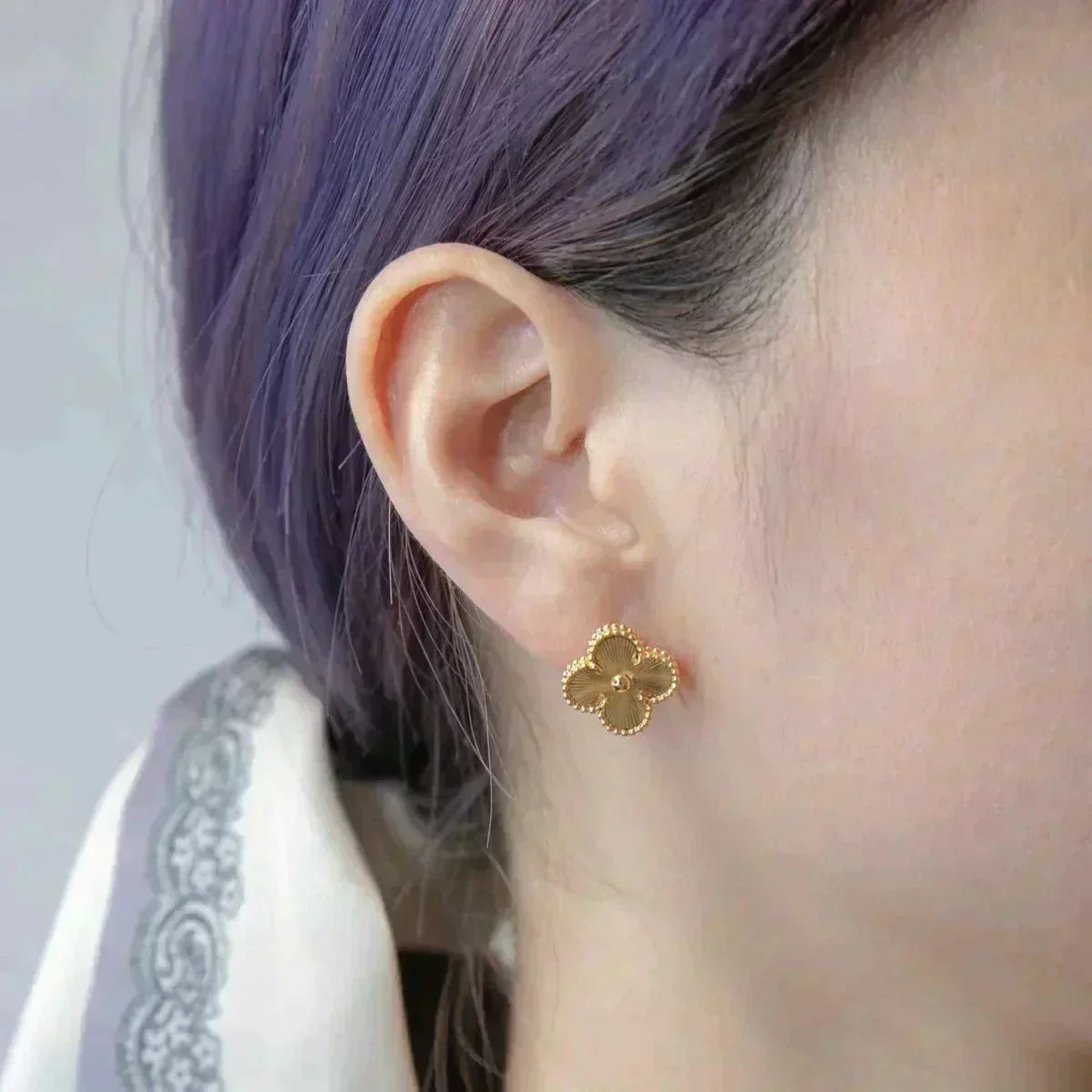 ¡®Dream¡¯CLOVER MEDIUM 1 MOTIFS LASER EARRINGS