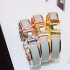 „Dream“-Armband in Hellblau
