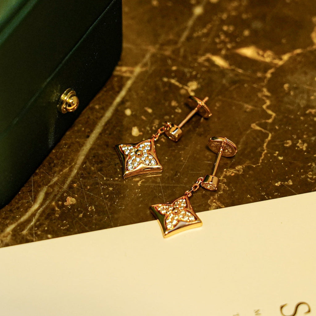 ¡®Dream¡¯STAR DIAMONDS EARRINGS GOLD