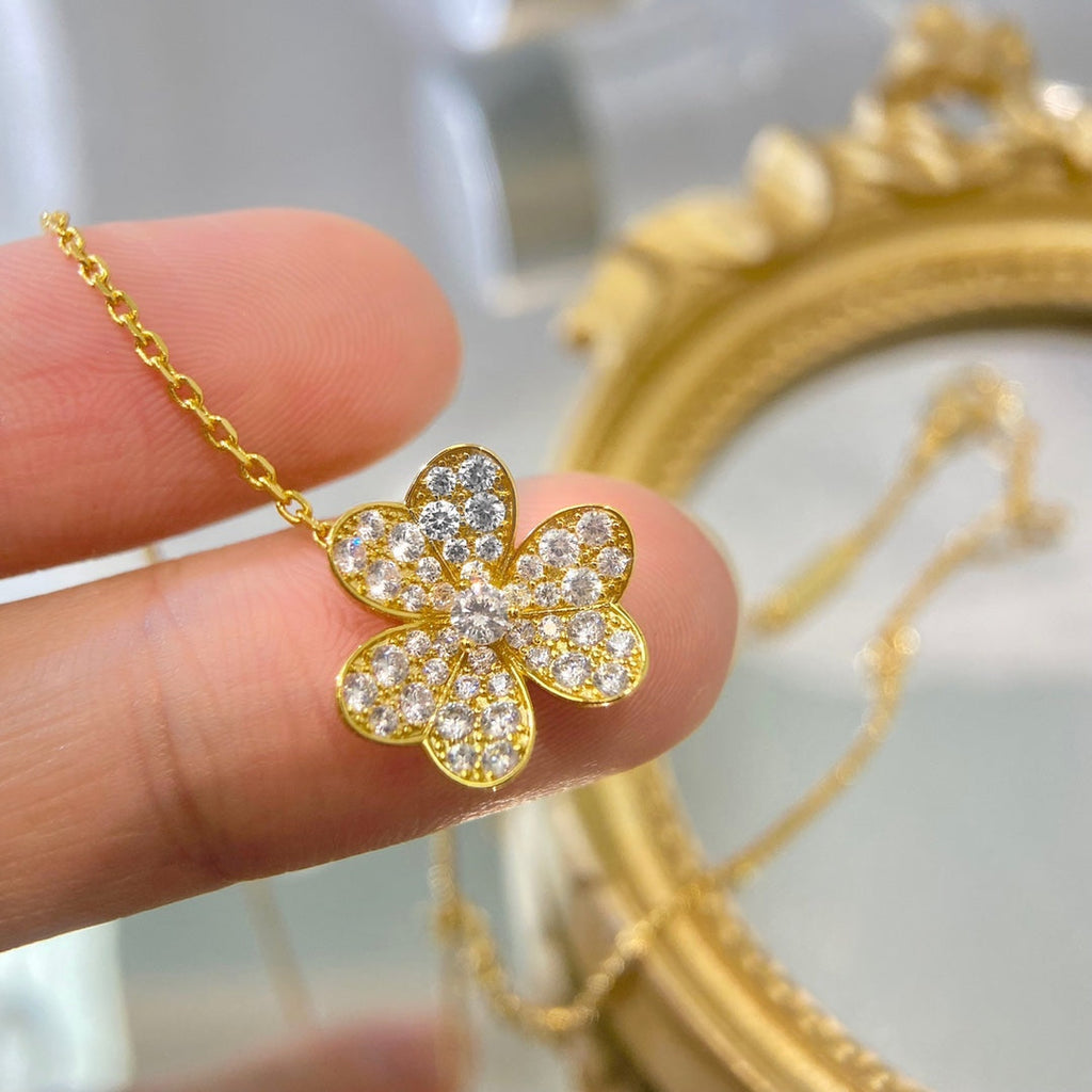 ¡®Dream¡¯FLOWER DIAMOND NECKLACE