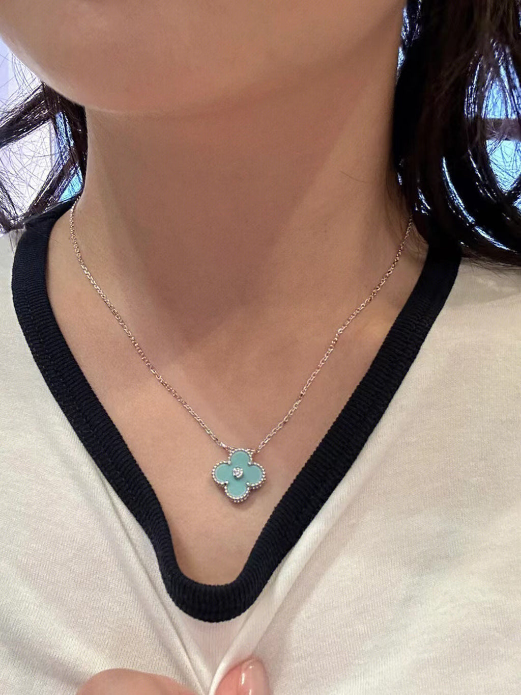 ¡®Dream¡¯CLOVER 1 DIAMANT HELLBLAU SILBER HALSKETTE