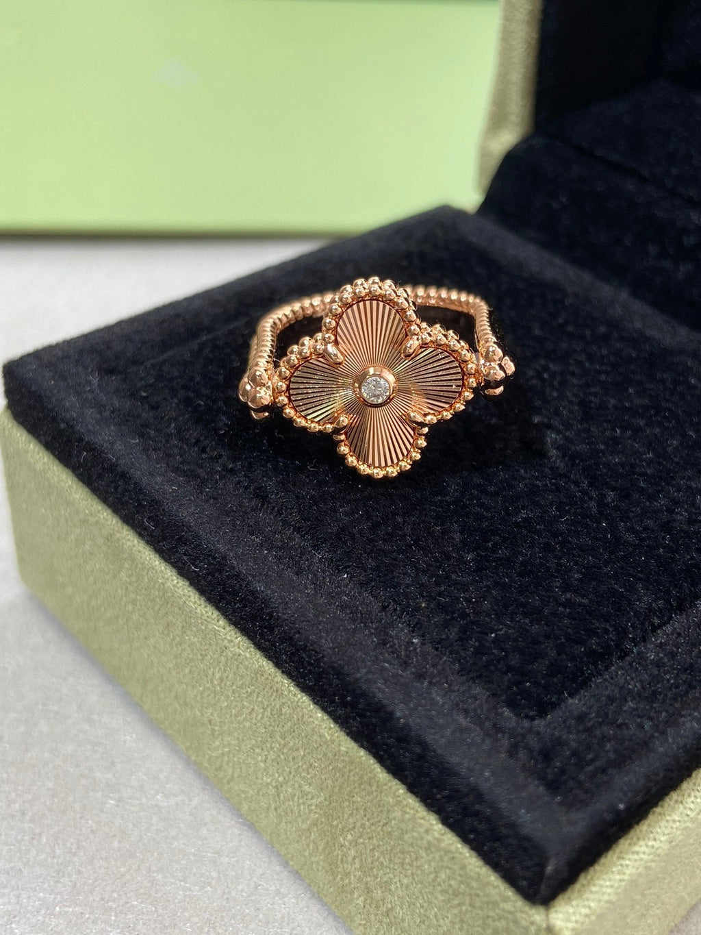 ¡®Dream¡¯CLOVER RIVERSIBLE ROSE GOLD RING