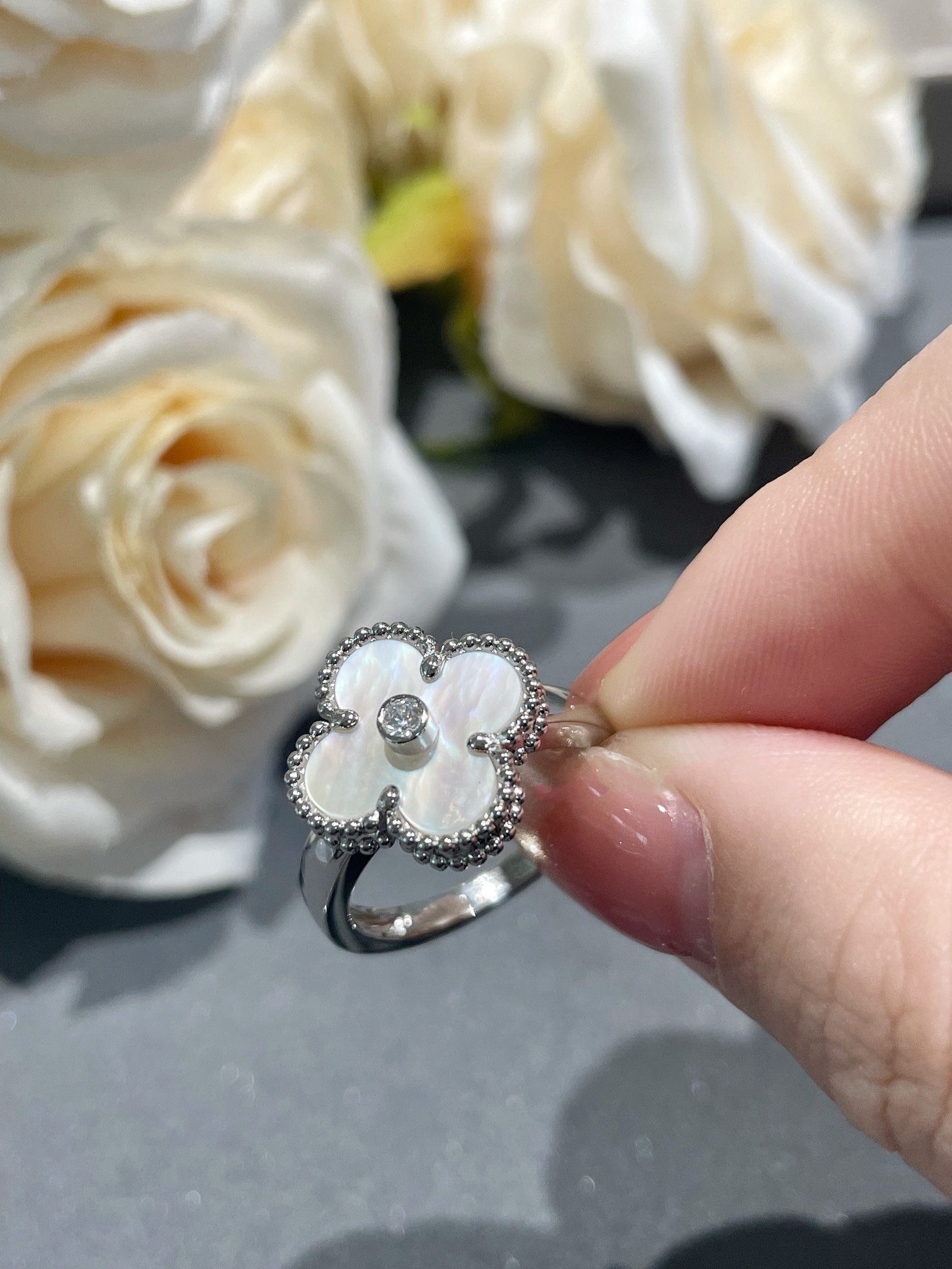 ¡®Dream¡¯CLOVER SILVER MOP DIAMOND RING