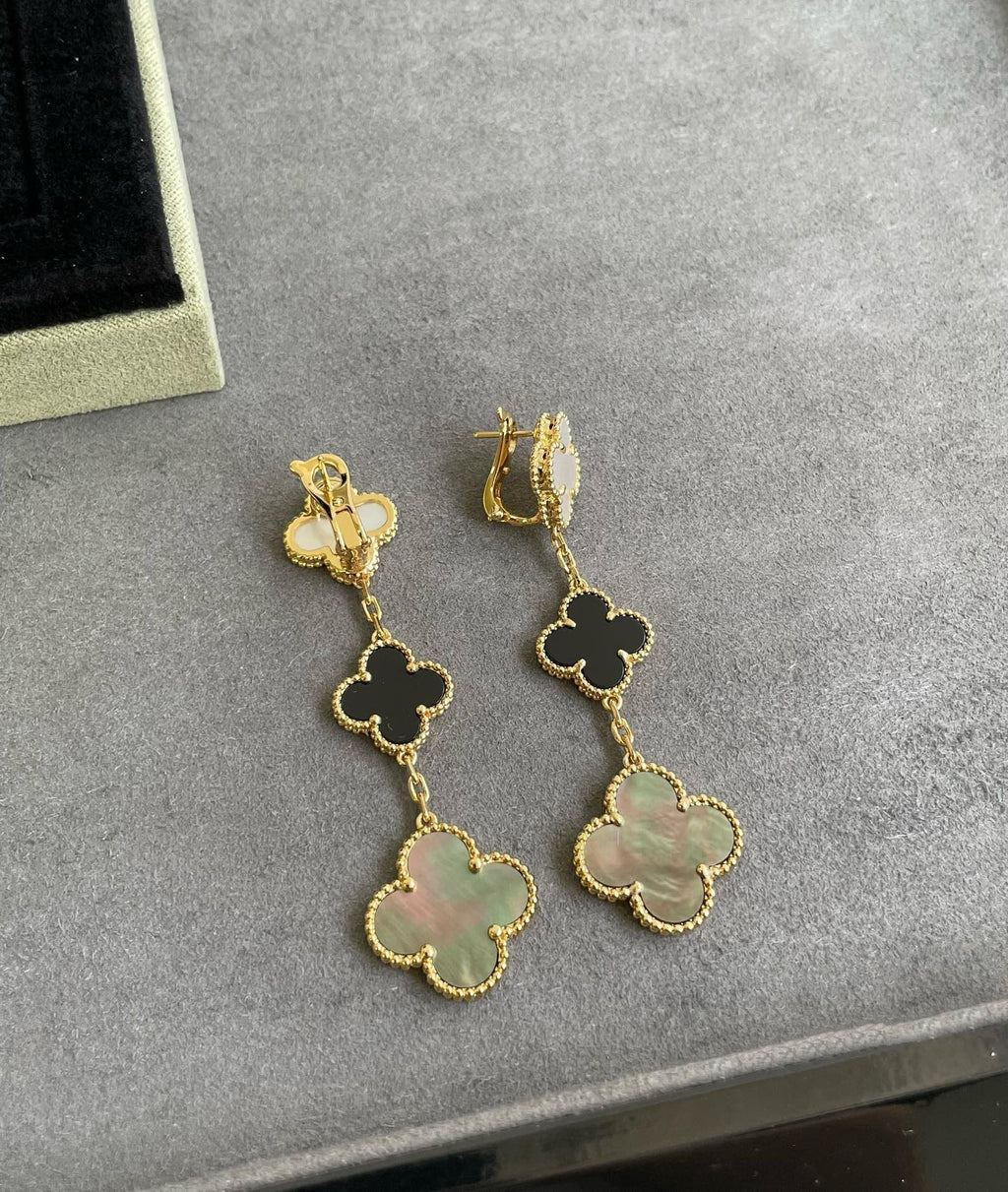 ¡®Dream¡¯CLOVER 3 MOTIF MOP ONYX DARK MOP PINK GOLD EARRINGS