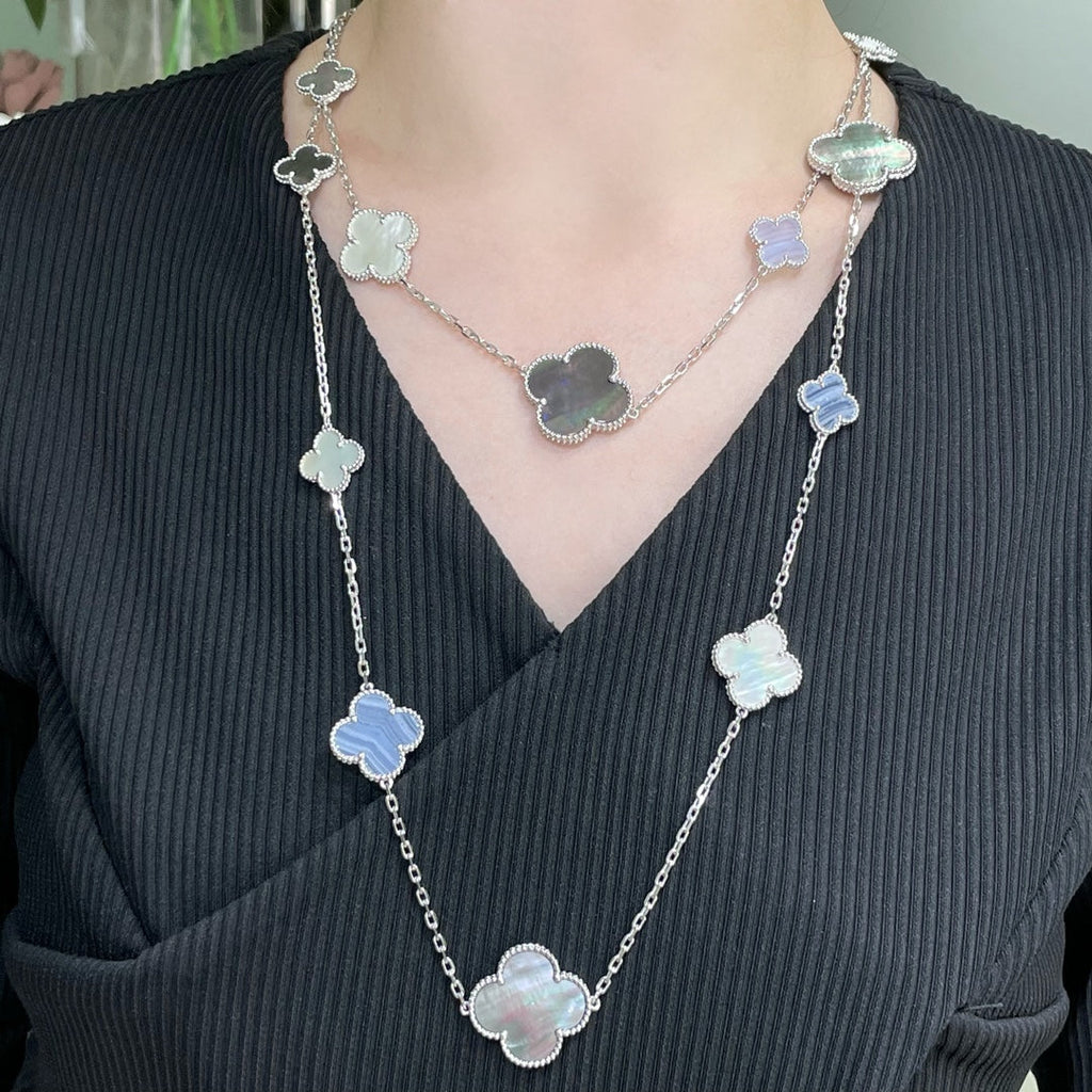 ¡®Dream¡¯CLOVER 16 MOTIF CHALCEDONY MOP SILVER NECKLACE