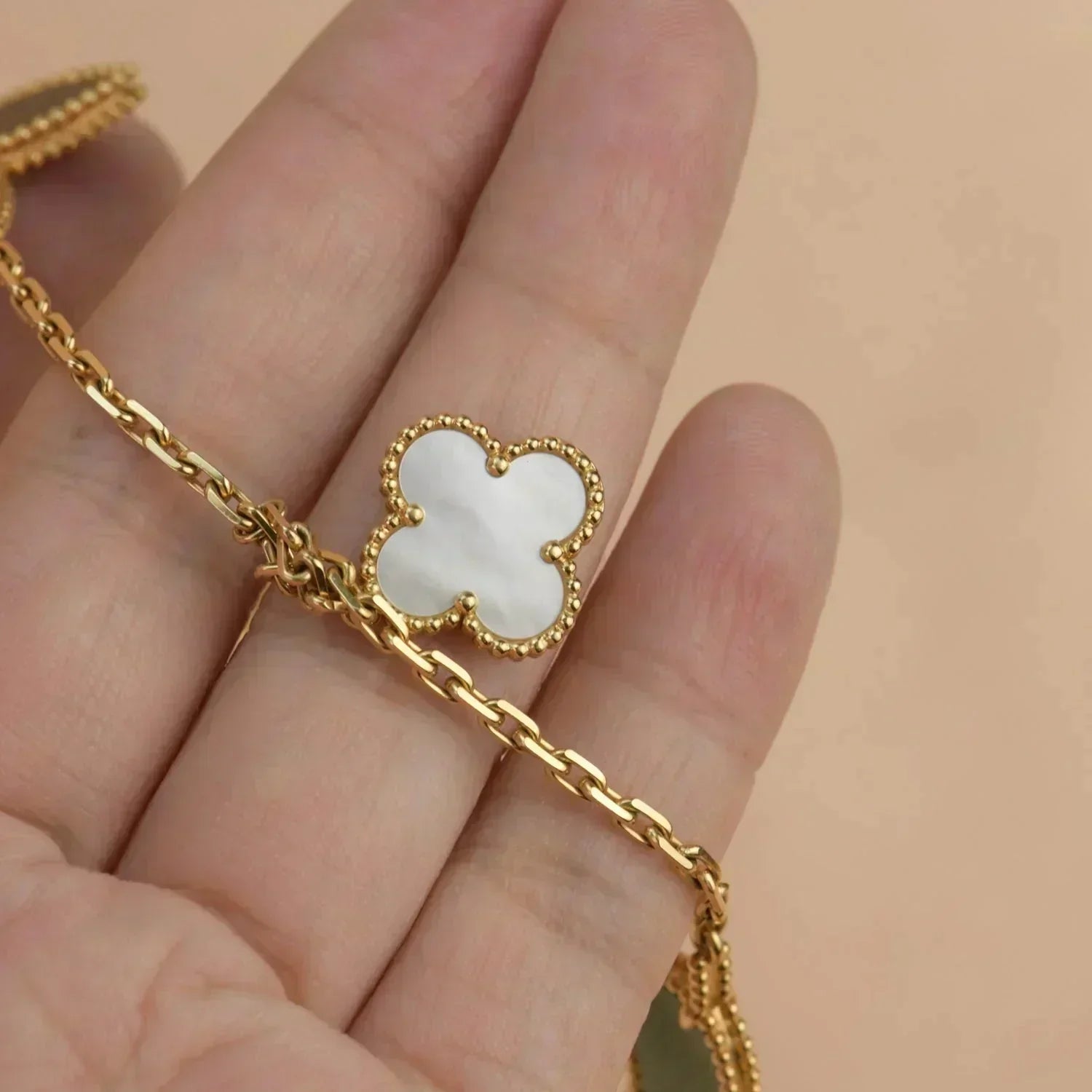 ¡®Dream¡¯LUCKY SPRING 5 MOTIF GOLD BRACELET