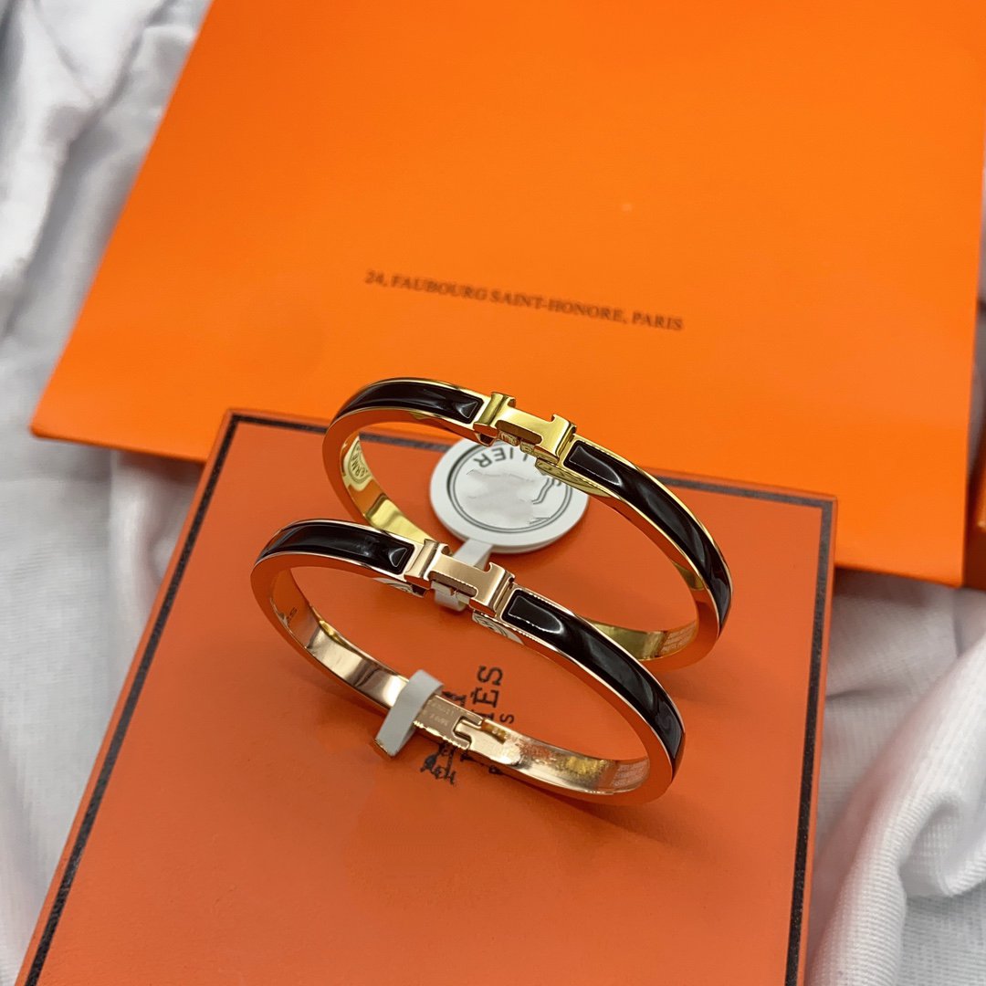 „Dream“ CLASSIC HM CLIC SCHWARZES 8MM EMAILLE ARMBAND