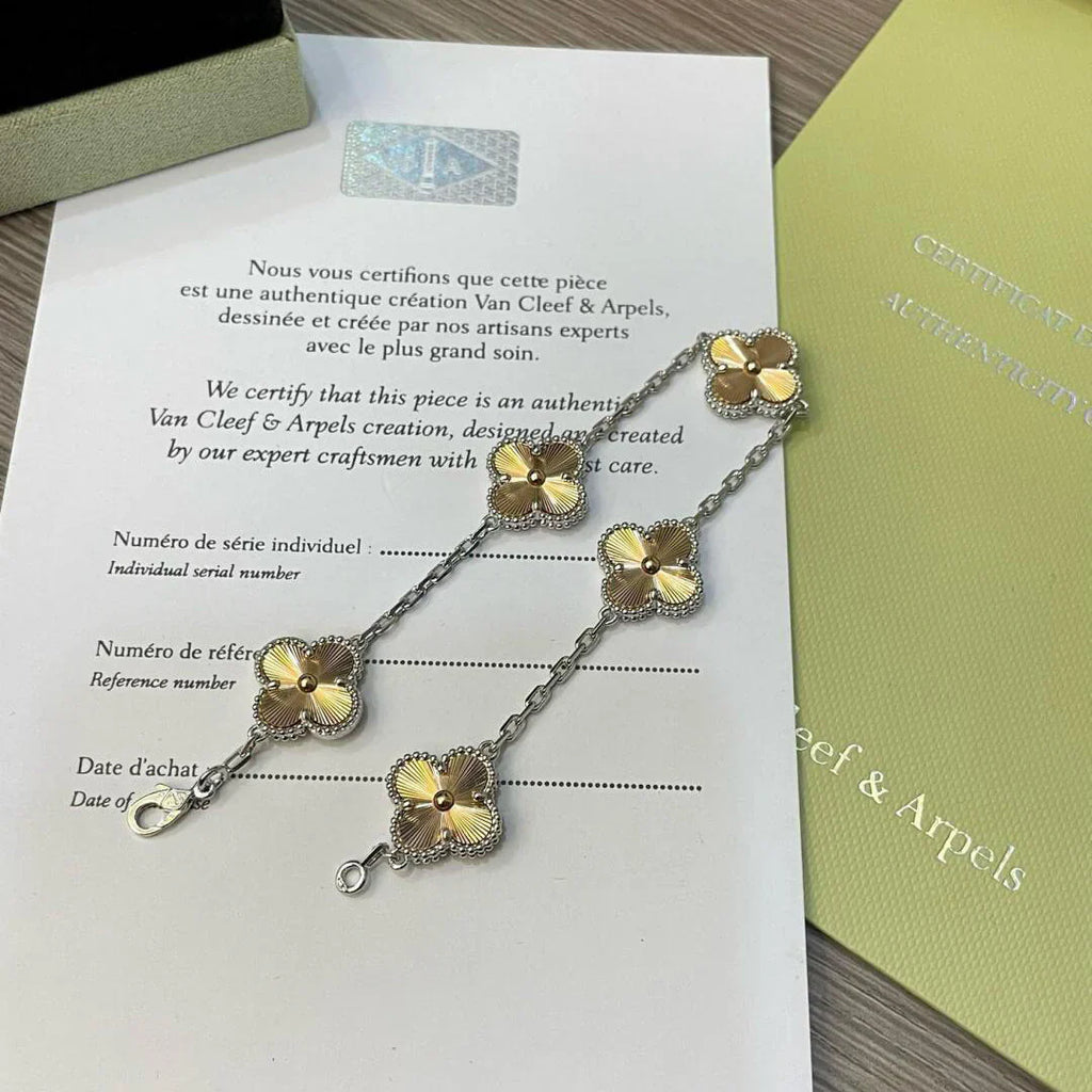 [Dream]New  CLOVER 5 MOTIF LASER BRACELET COLLECTION