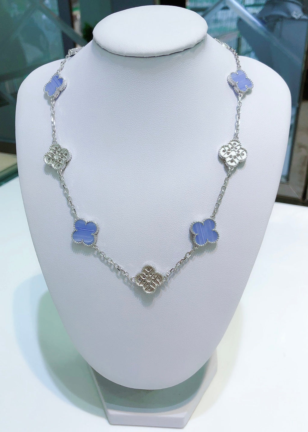 ¡®Dream¡¯CLOVER 10 MOTIFS CHALCEDONY DIAMONDS SILVER NECKLACE